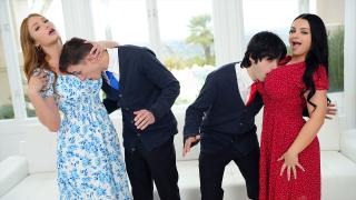 Payton Preslee, Skylar Snow - Swag & Swap